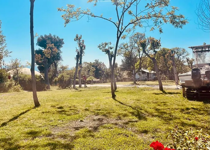 Torre Mucchia Parque de Campismo *